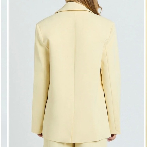 SHOWPO Womens Boxy Single Breasted Selena Blazer in Lemon NWT - Size 4‎ - Picture 4 of 10